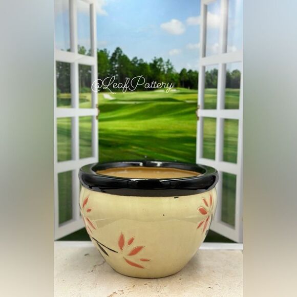 Floral Nerine Beige/Black Ceramic Planter Pot - Picture 4 of 11